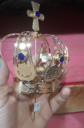Coroa Simples Dourada 9,5 cm - Para Imagem de 60 cm -
