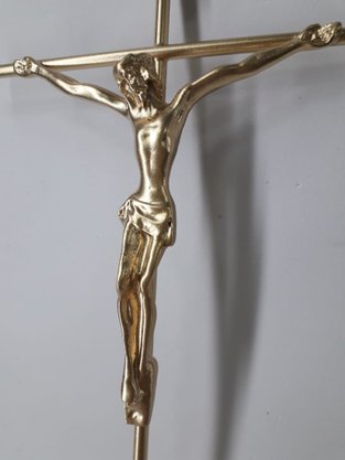 Crucifixo de Metal 24 x 13 - Barra Redonda -