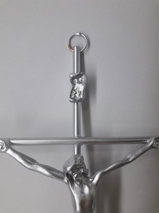 Crucifixo de Metal 24 x 13 - Barra Redonda -