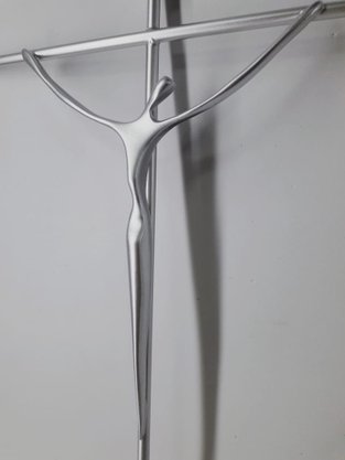 Crucifixo de Metal Estilizado 28 x 19 cm - Barra Redonda