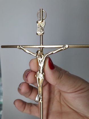 Crucifixo Metal 19 x 10 - Barra Redonda
