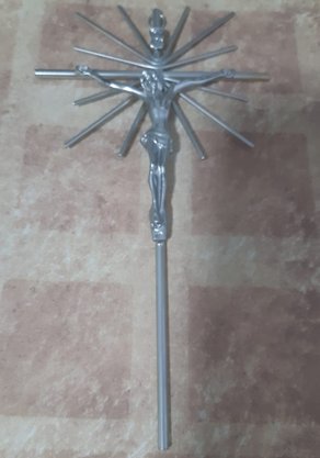 Crucifixo Metal Raiado 24 x 13 cm - Barra Redonda -