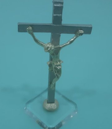 Pedestal c/ base de Acrílico  "Cristo Dourado na Cruz Pratiado " -