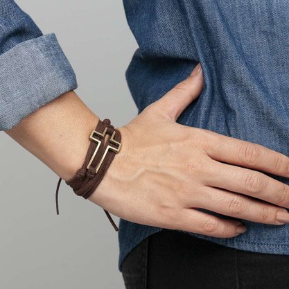 Pulseira em Couro - Jovem Cristão Cruz - Vazada -