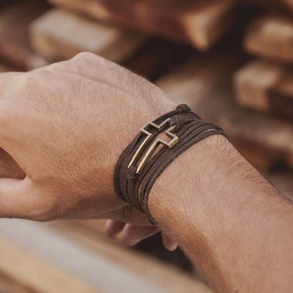 Pulseira em Couro - Jovem Cristão Cruz - Vazada -