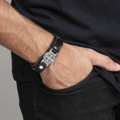 Pulseira em Couro Preta - São Bento -