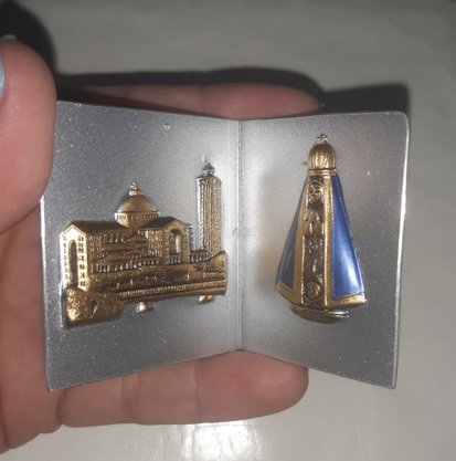 Quadrinho Livro Estampado "N. S. Aparecida "- Borda Lisa -