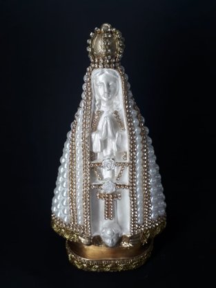 Santa com Pérolas - 20 cm - N. S. Aparecida - Imagem Branca -