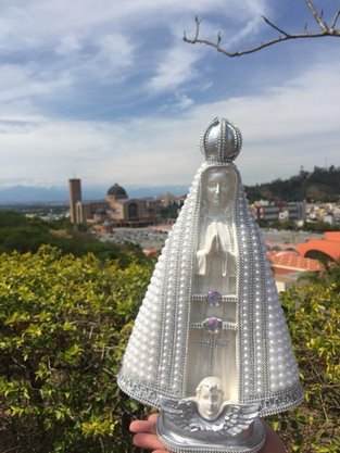 Santa com Pérolas - 40 cm - N. S. Aparecida - Imagem Branca -
