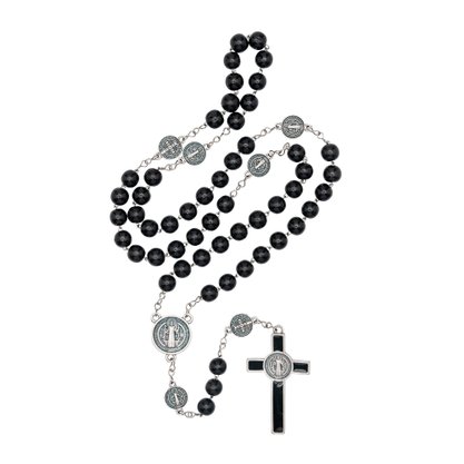 Terço - São Bento na Corrente de inox com Crucifixo resinado e com entremeios de Medalha -