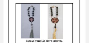 Adorno São Bento Hematita com Pompom