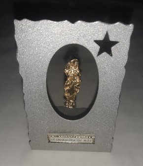 Quadrinho de Mesa Reto Vazado " Desatadora dos Nós "