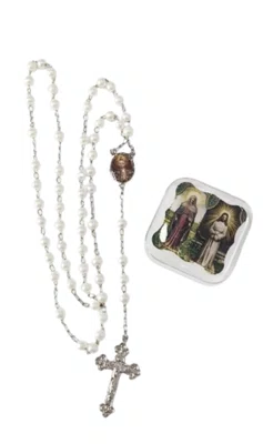 TERÇO PÉROLA NA CAIXINHA NOSSA SENHORA DAS LÁGRIMAS 6MM -